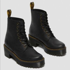 DR. MARTENS SHRIVER HI WOMEN'S WYOMING LEATHER HEELED BOOTS
